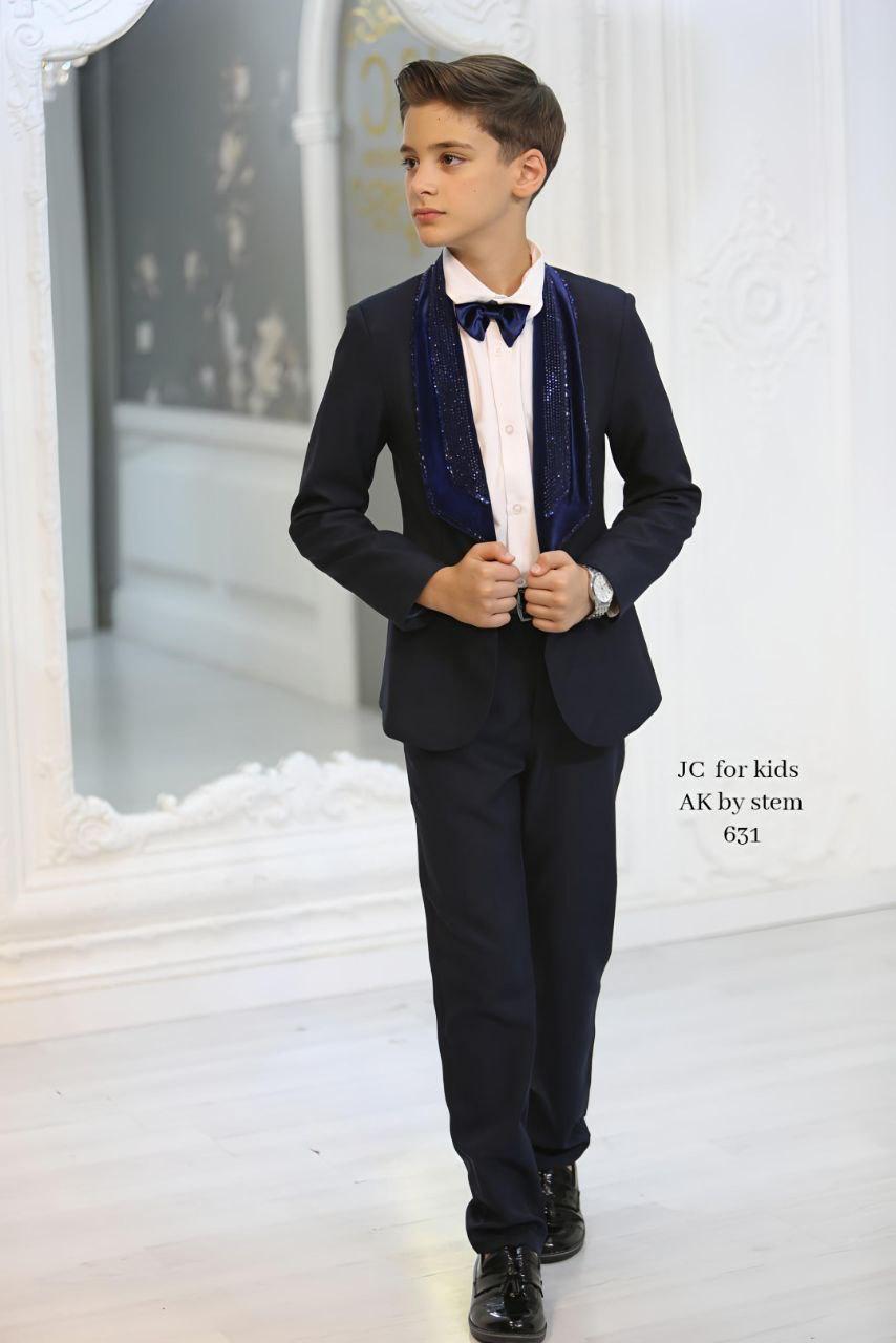 Boys luxury suit - front view