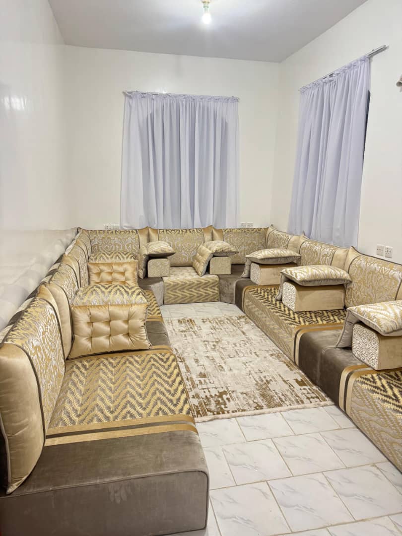 Luxury Cream & Teal Tufted Arabic Floor Majlis Set