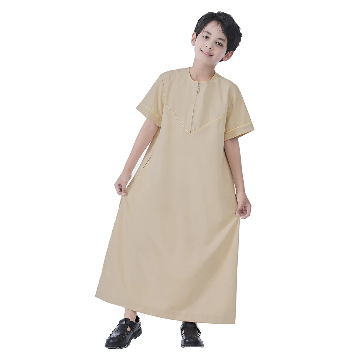 Boys' Saudi Dishdasha Robe